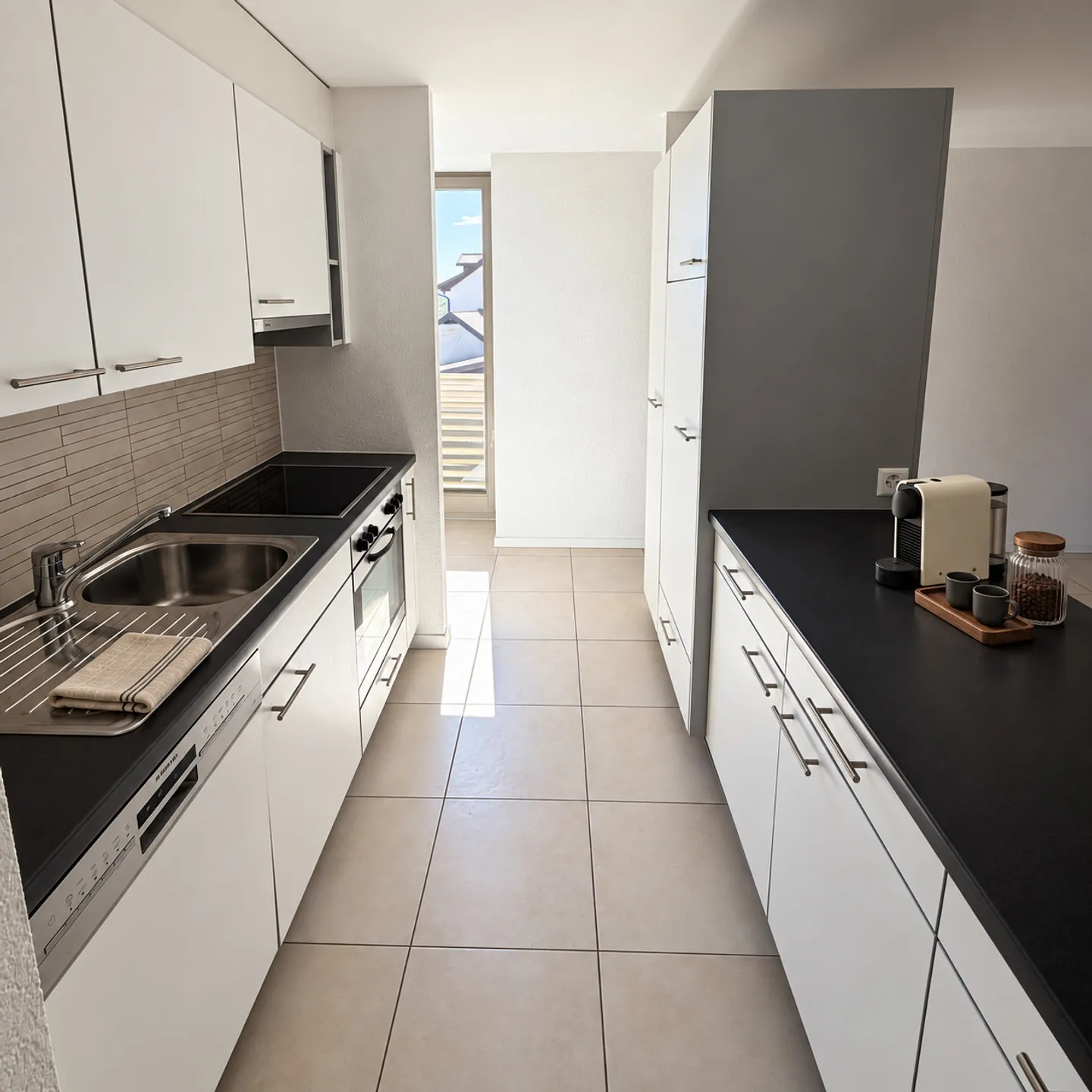 Charmant appartement de 4 pièces à Genolier - Photo 4 sur 6