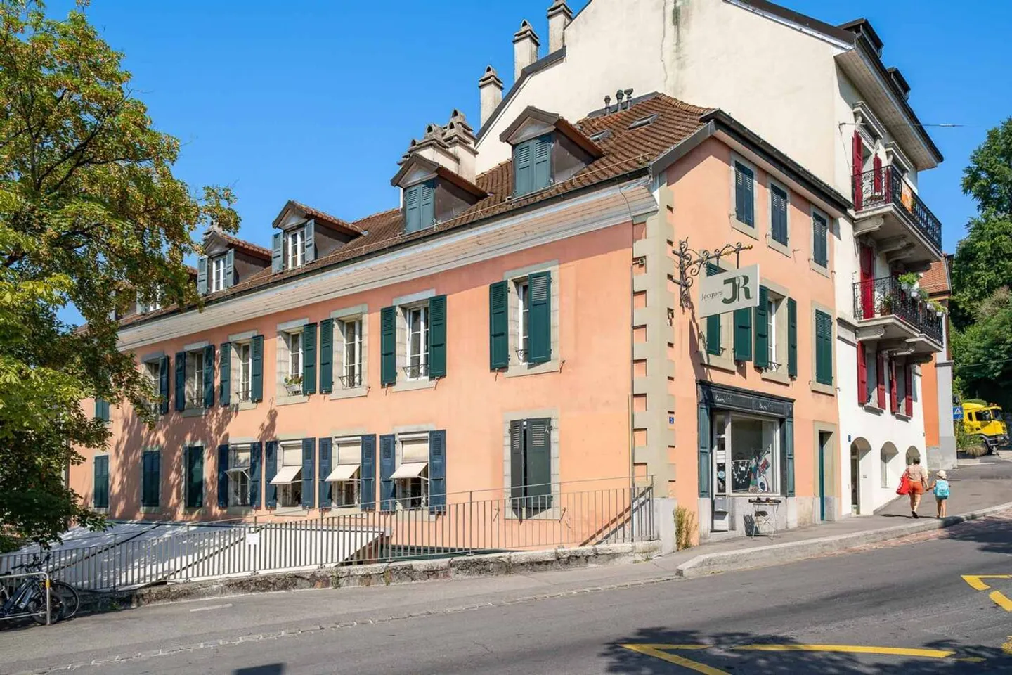 Spazioso appartamento di 2,5 stanze in centro città - Foto 2 di 10