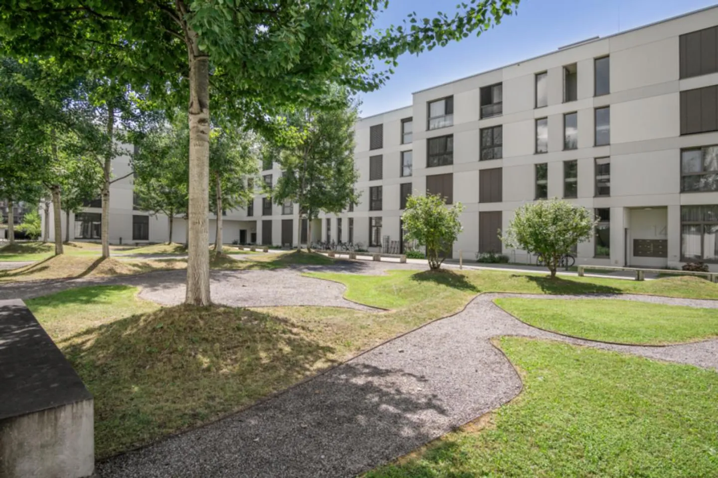 Appartement central et moderne - Photo 1 sur 5