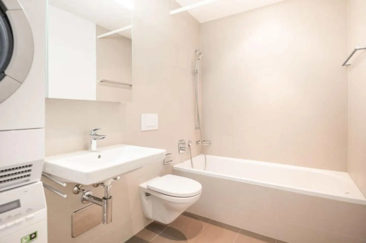 Appartement central et moderne - Photo 5 sur 5