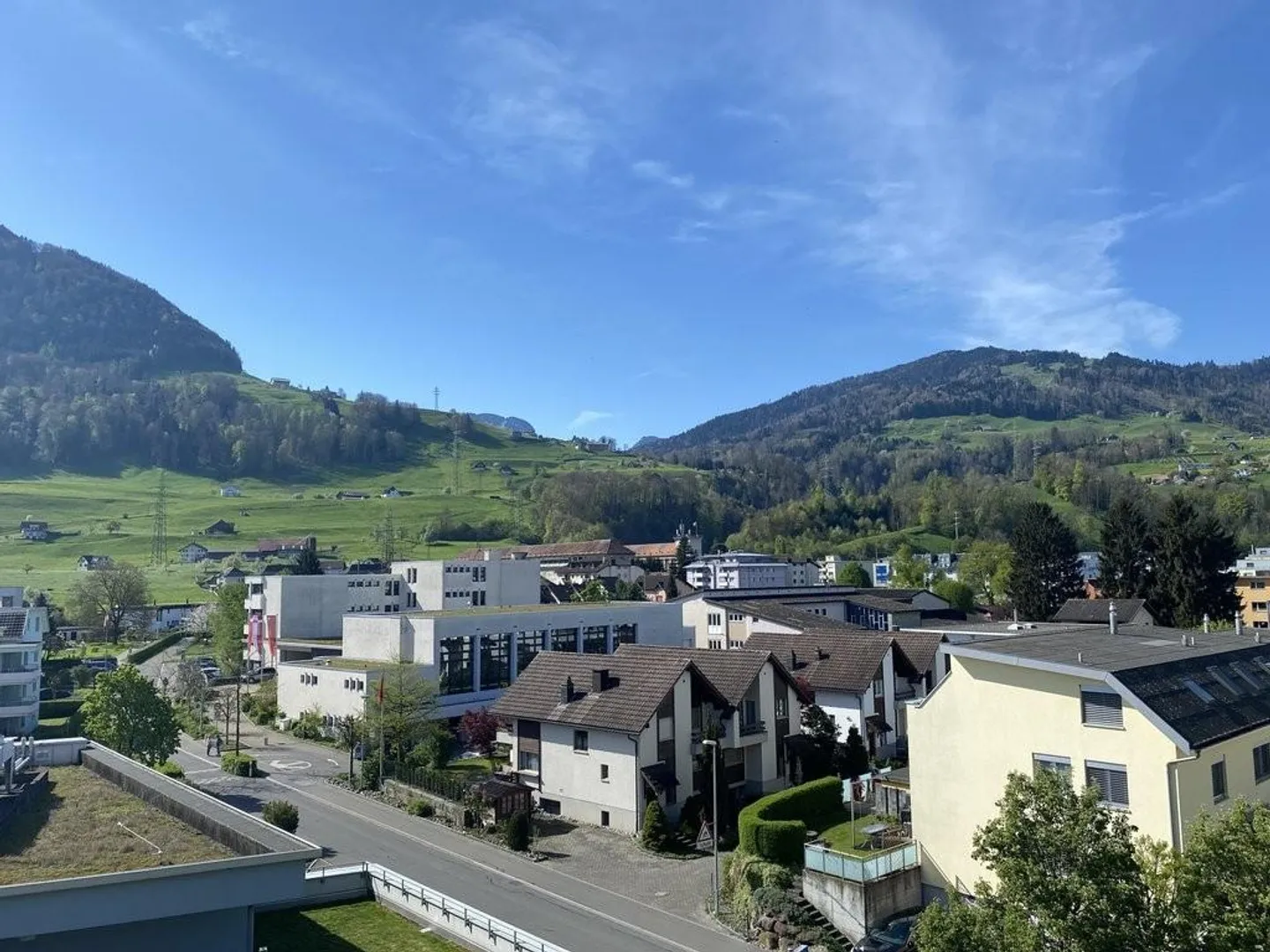 AFFITTARE SENZA CAUZIONE - Accogliente appartamento mansardato per intenditori - Foto 3 di 9