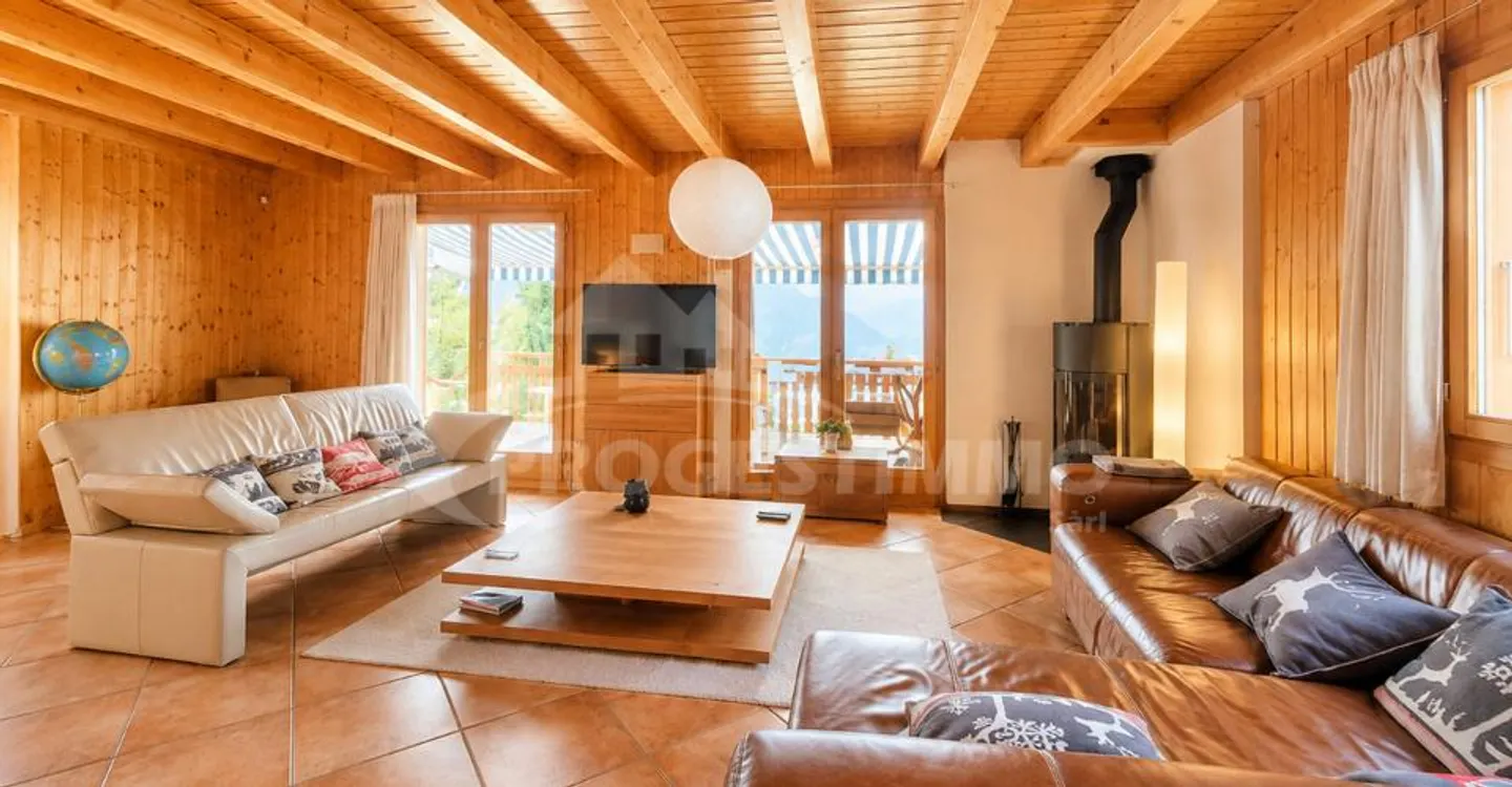 Chalet avec Vue Alpestre Éblouissante - Photo 3 sur 11