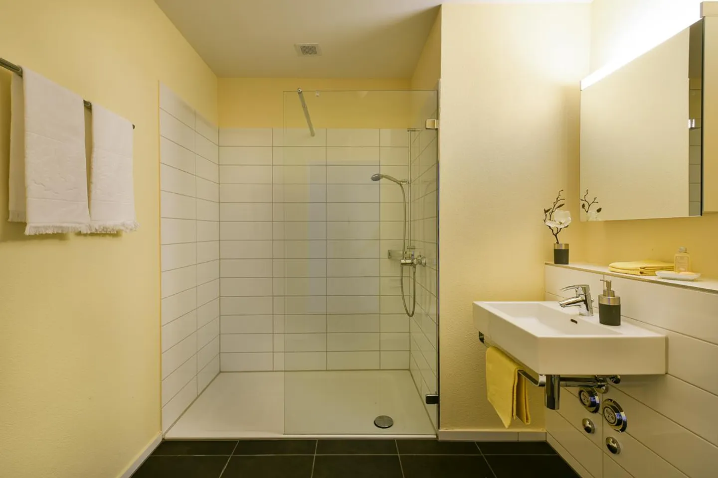 Moderne Wohnung in Zürich - Foto 11 von 13