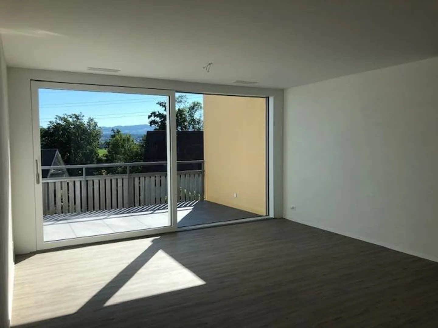 Charmante Attikawohnung mit Terrasse - Foto 6 von 7