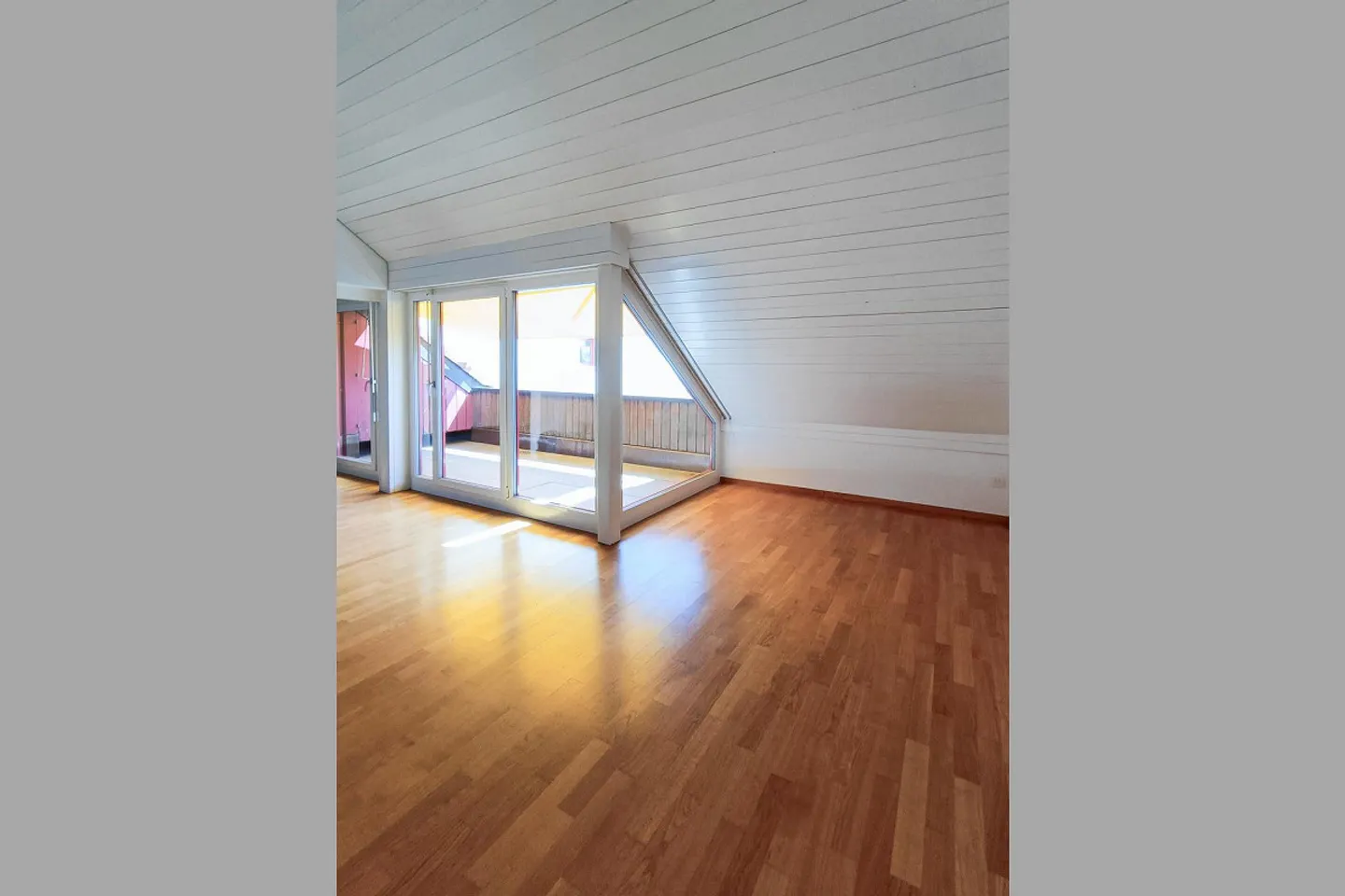 6 rented penthouse apartments as investment properties in optimal location in Buchs - Photo 3 of 13