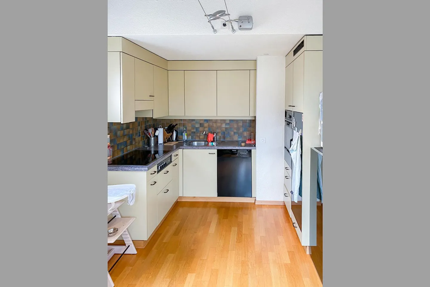 6 rented penthouse apartments as investment properties in optimal location in Buchs - Photo 9 of 13