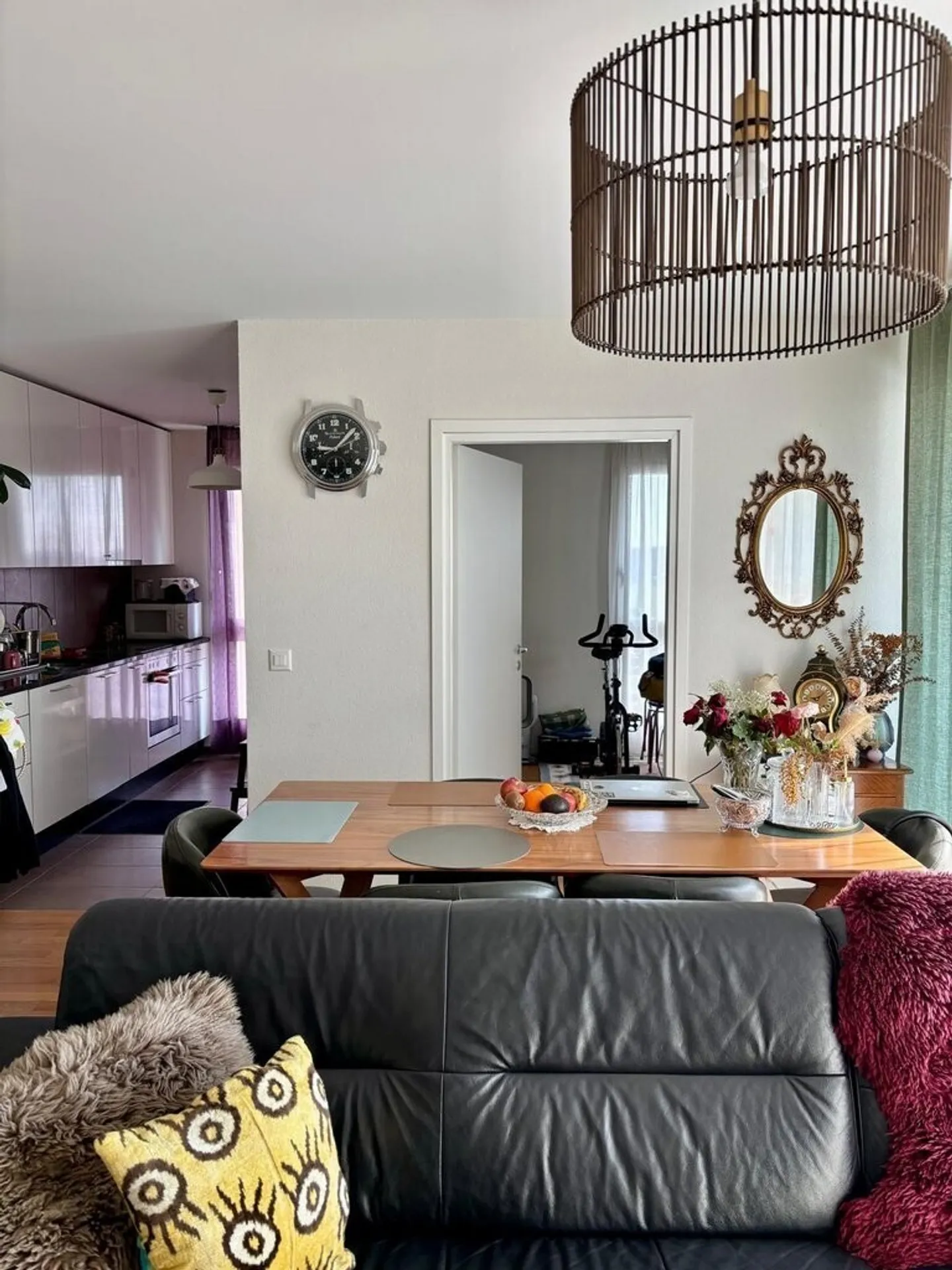 Bel Appartement avec Balcon - Photo 2 sur 11