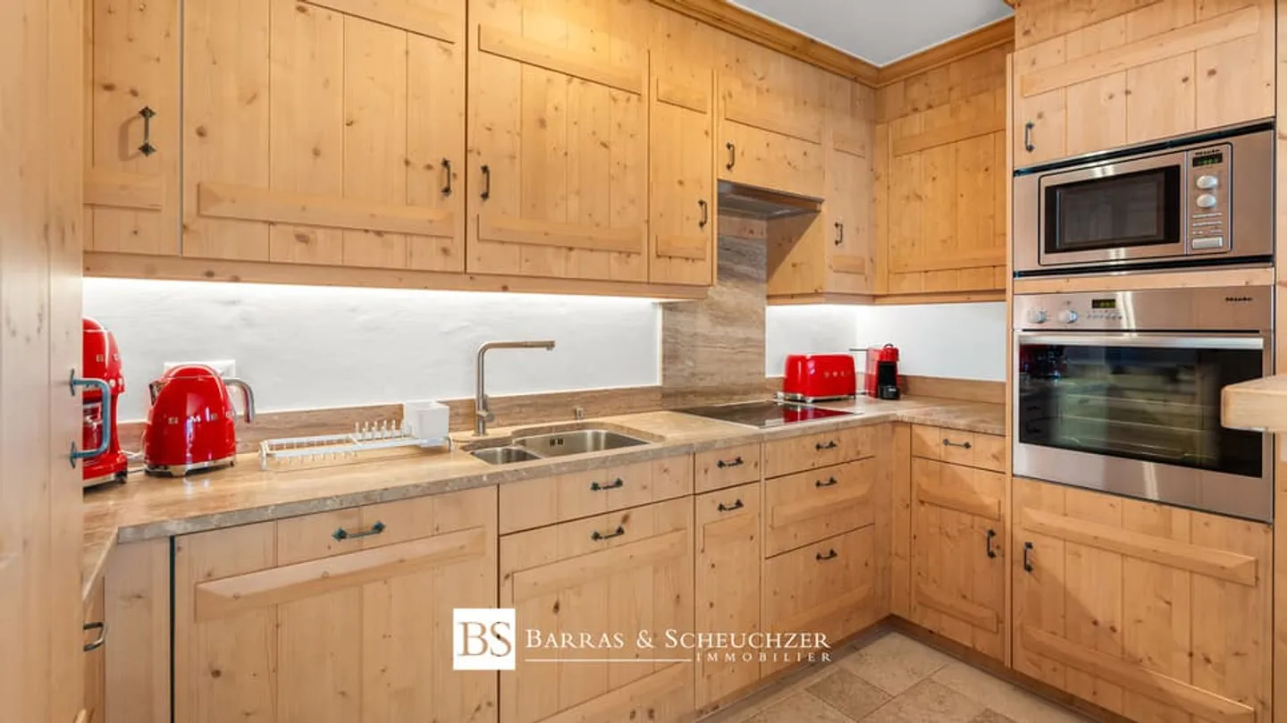 Luxurious 5.5 rooms with wellness space near Moubra - Photo 6 of 13