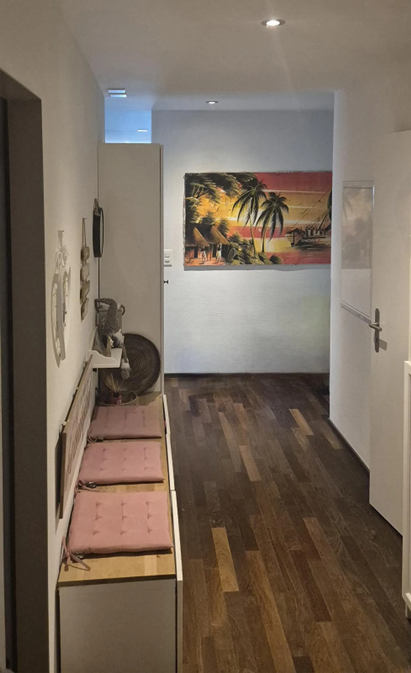 Modern 4 1/2 room apartment with excellent finishing standards - Photo 9 of 13