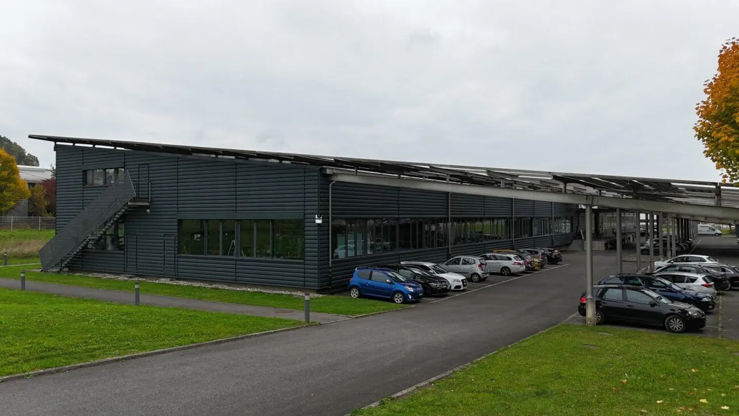 Attractive production and office spaces for rent - Photo 2 of 13