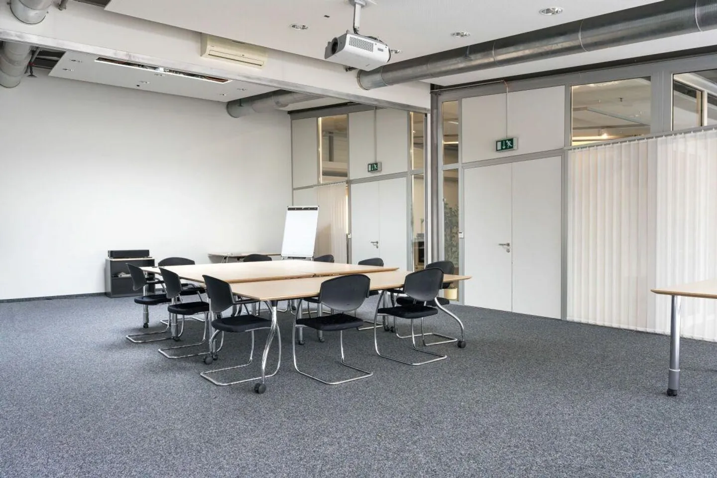 Attractive production and office spaces for rent - Photo 11 of 13