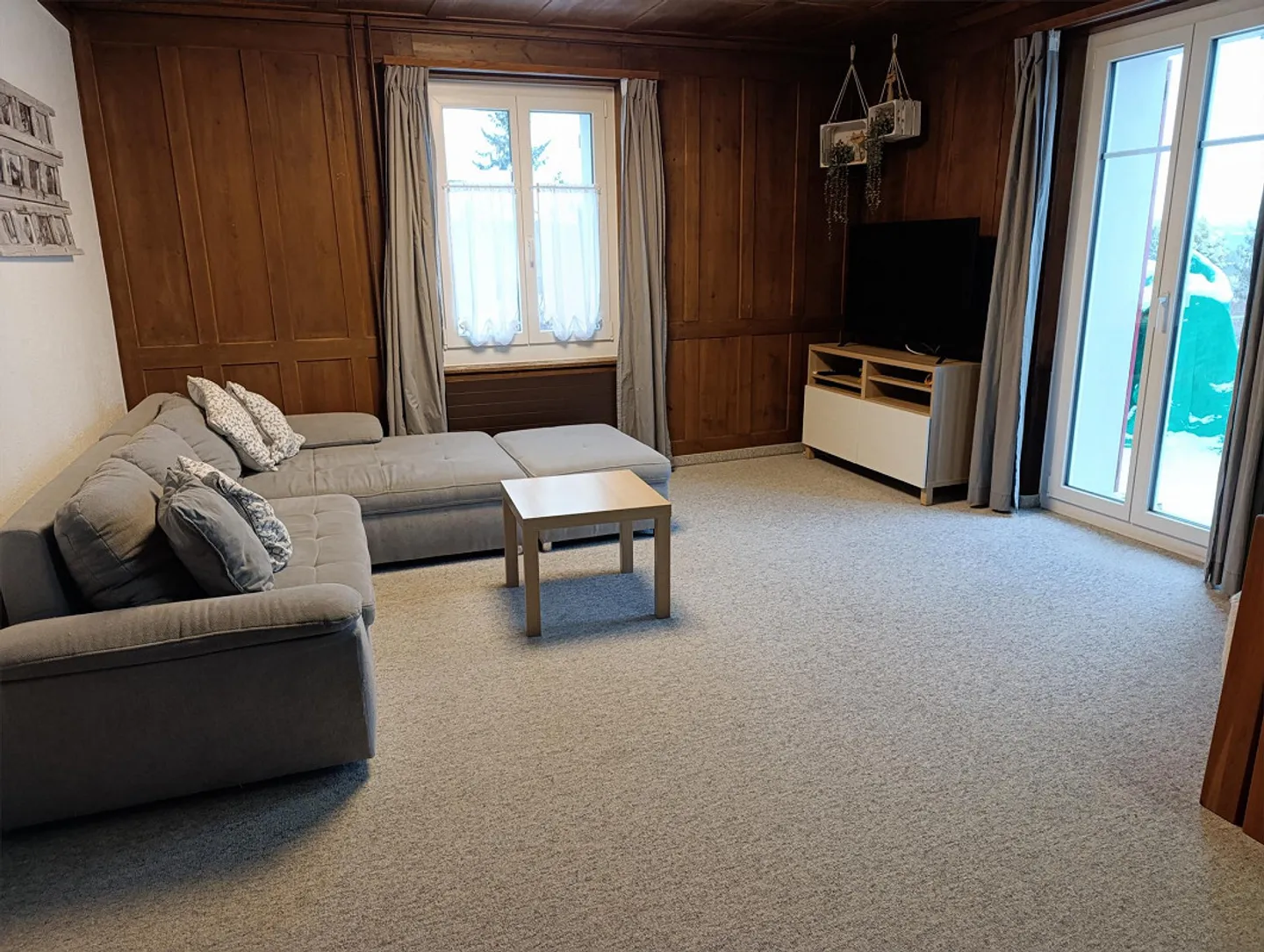 Single-family house in a quiet community - Photo 1 of 7