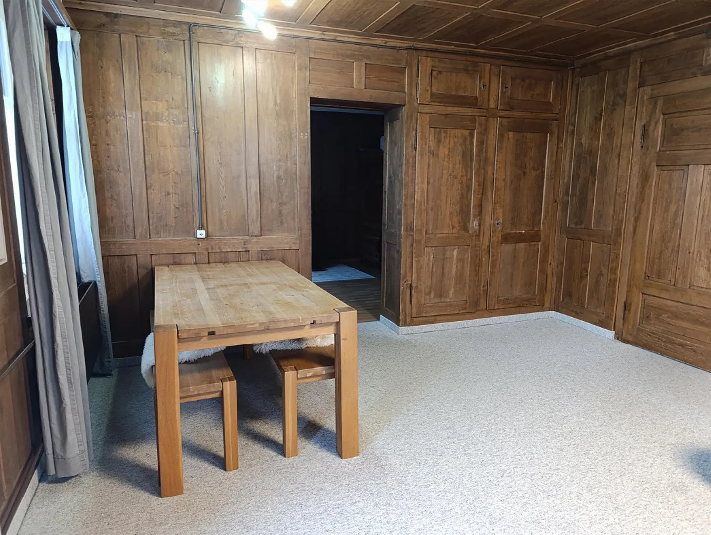 Single-family house in a quiet community - Photo 2 of 7