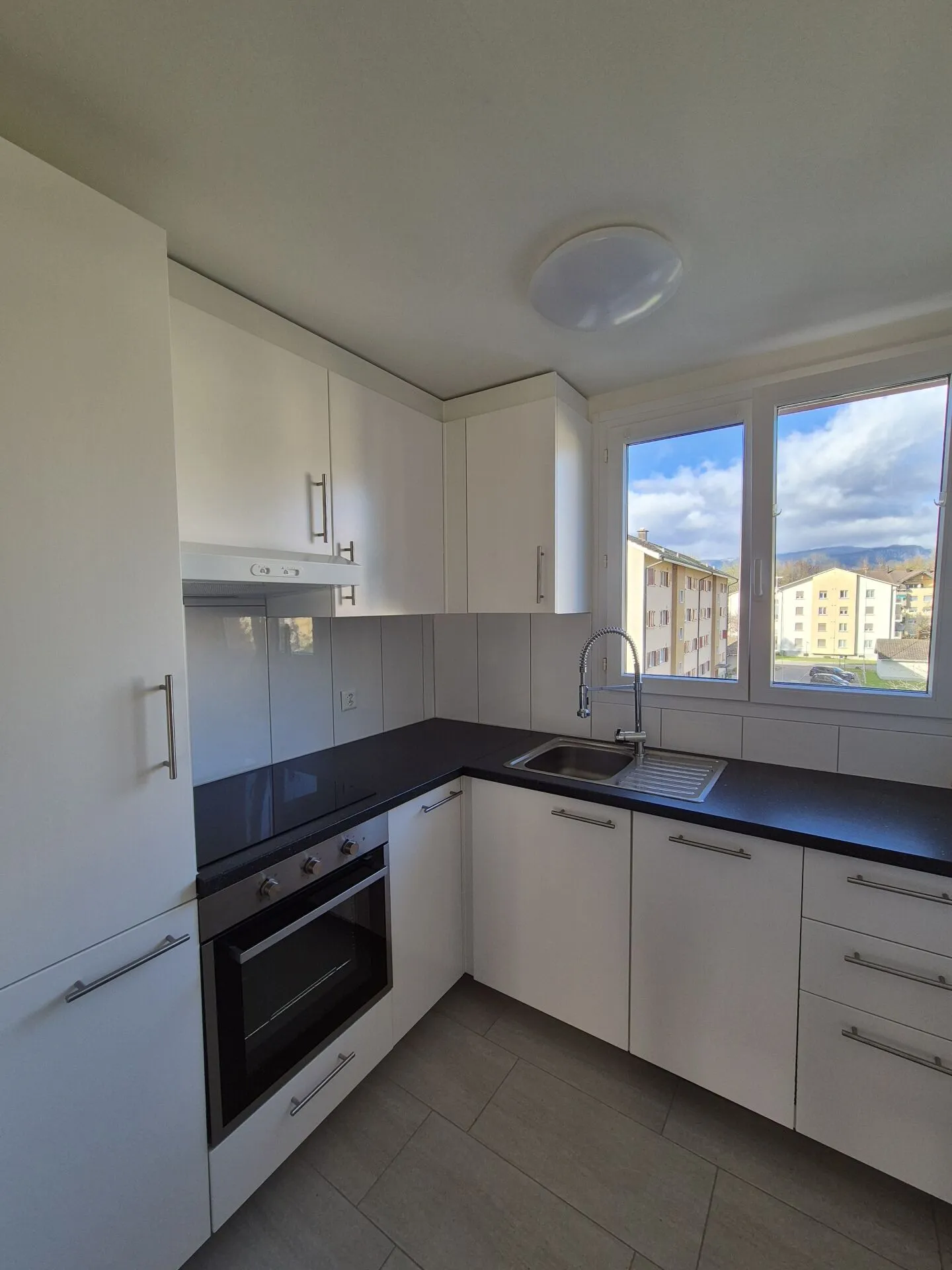 Appartamento 2.5 locali a Gerlafingen - Foto 2 di 9