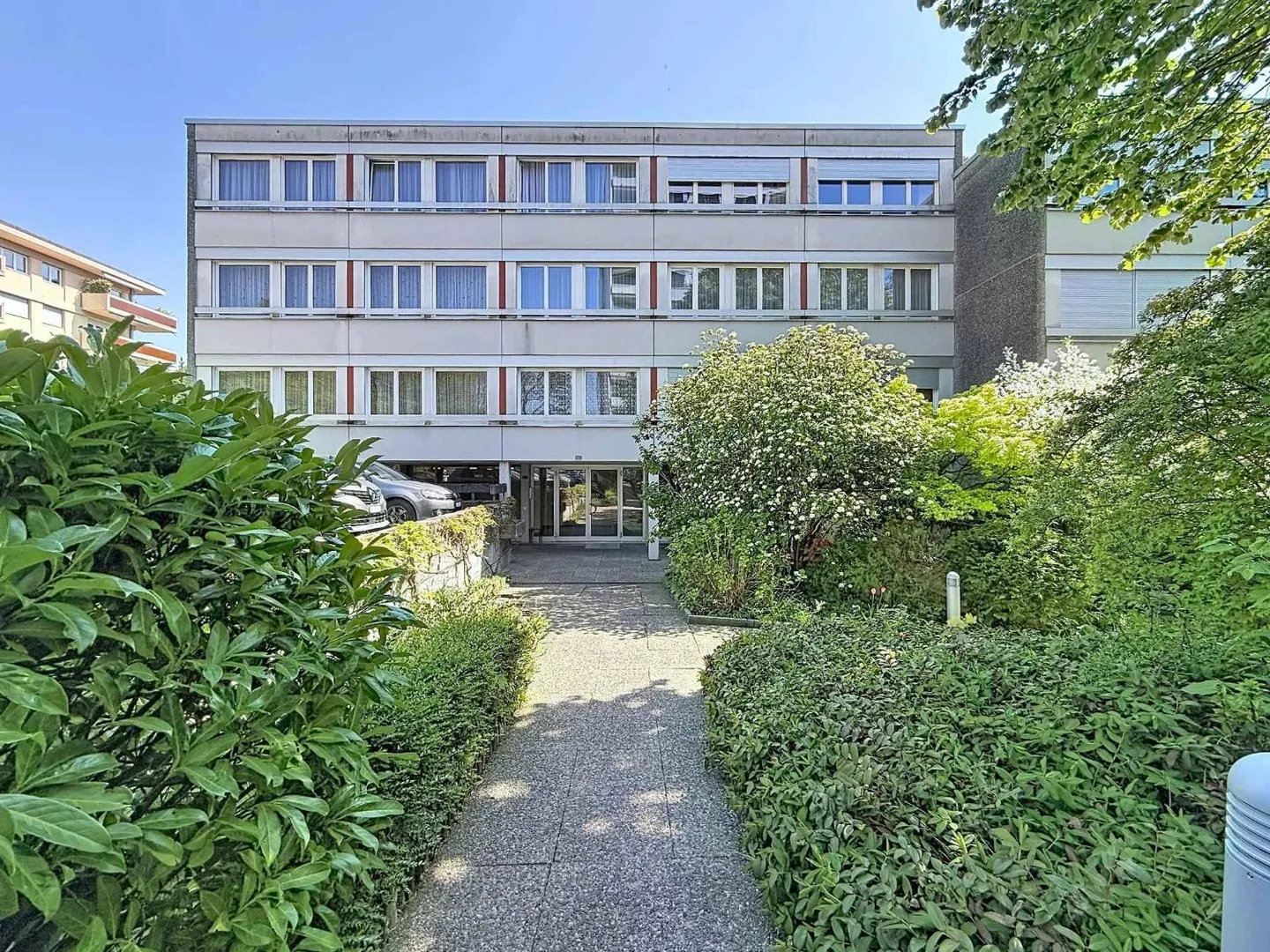 Appartamento con 5,5 stanze all'ultimo piano - Foto 1 di 13