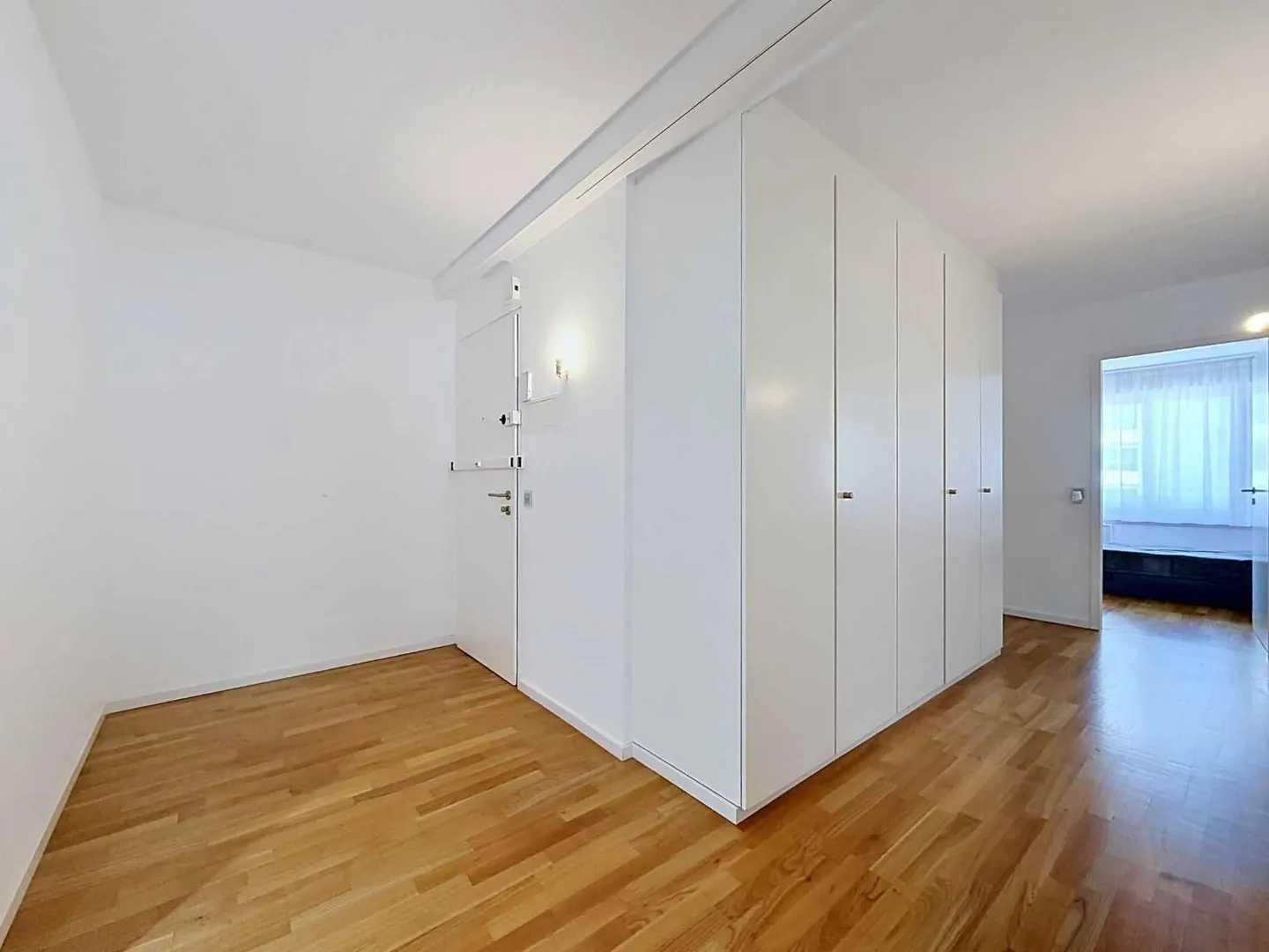 Appartamento con 5,5 stanze all'ultimo piano - Foto 3 di 13