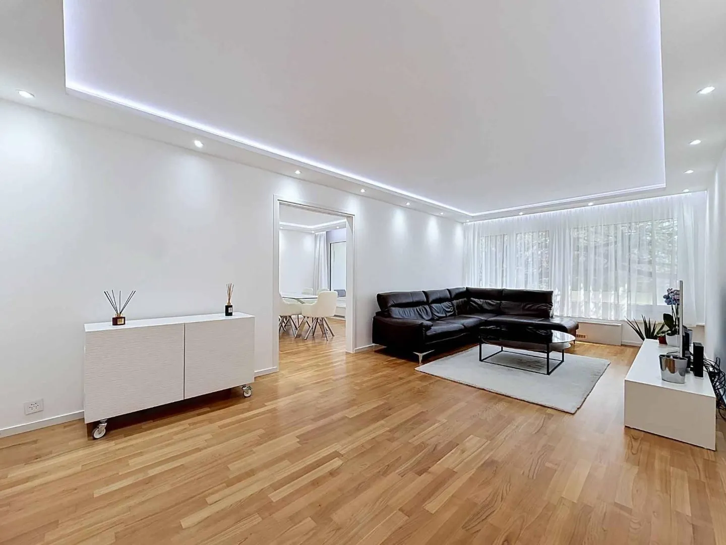 Appartamento con 5,5 stanze all'ultimo piano - Foto 4 di 13