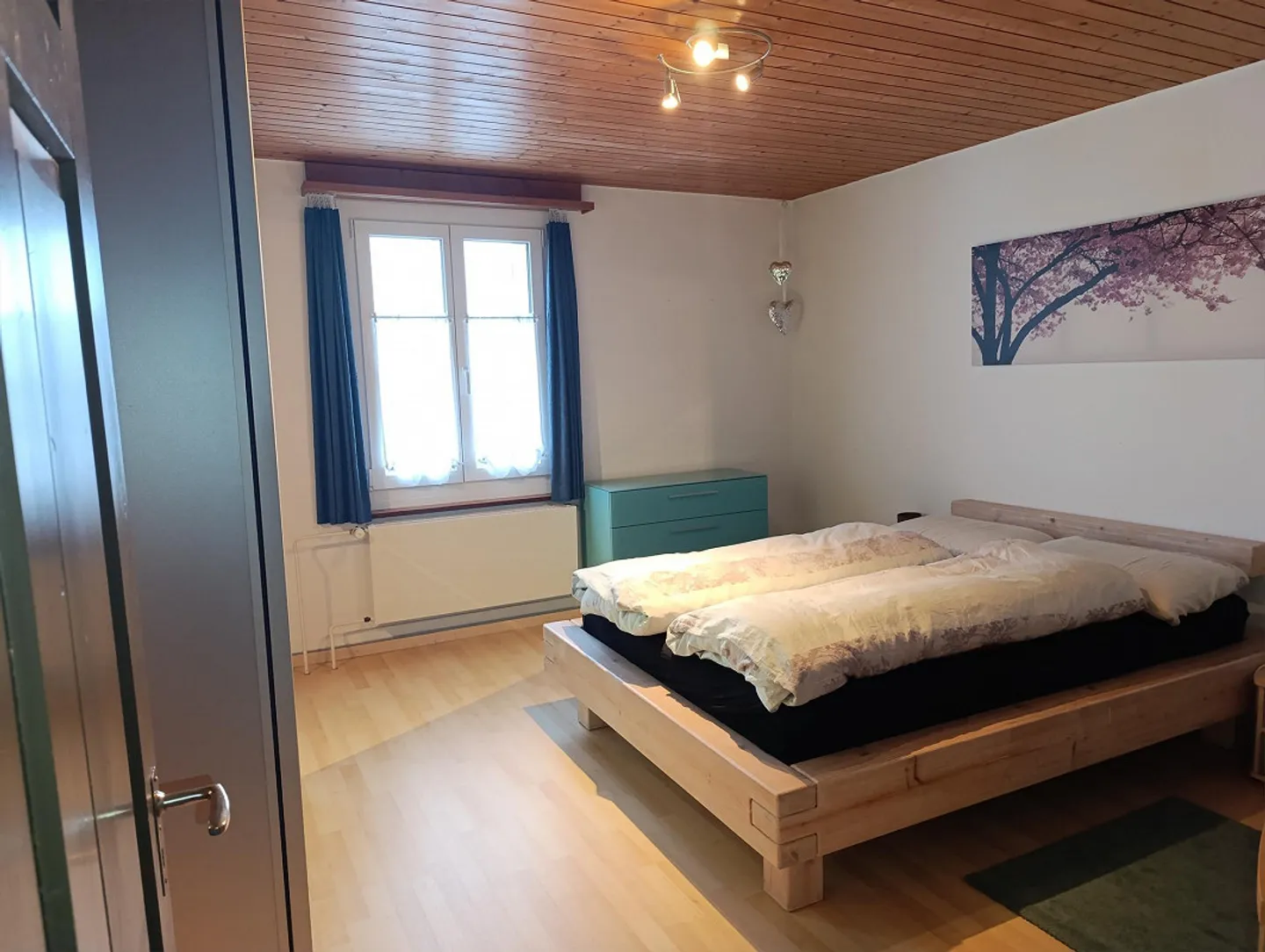 Single-family house in a quiet community - Photo 4 of 7