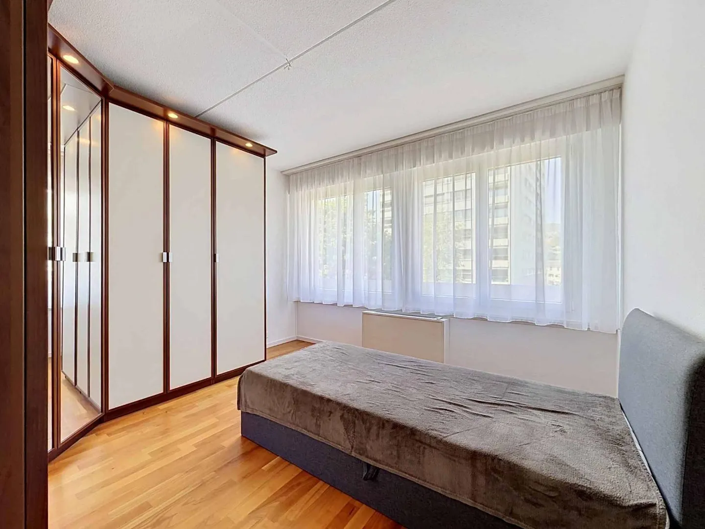 Appartamento con 5,5 stanze all'ultimo piano - Foto 7 di 13