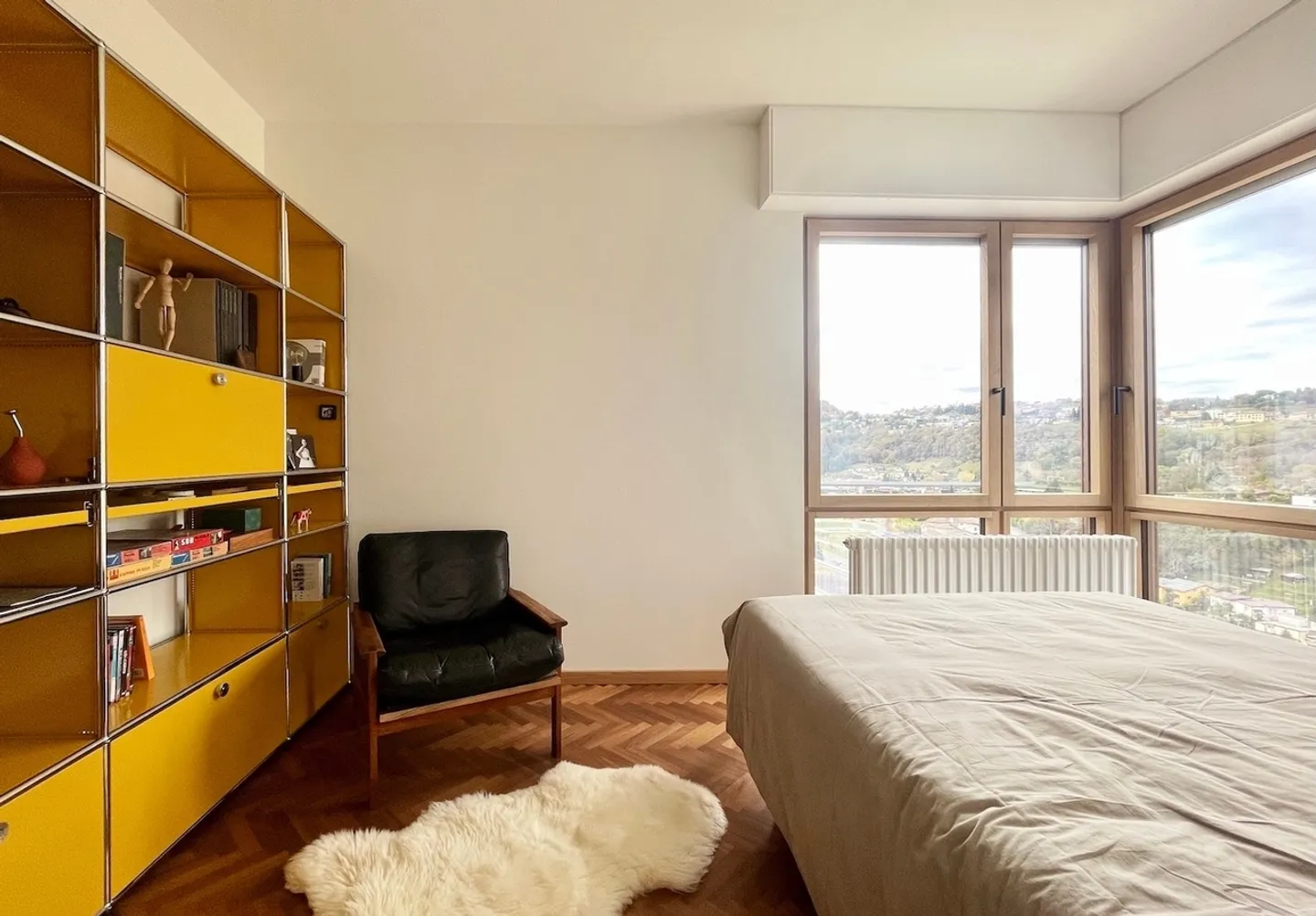 Appartement rénové de 3,5 pièces avec une large vue panoramique - résidence principale ou secondaire - Photo 8 sur 13