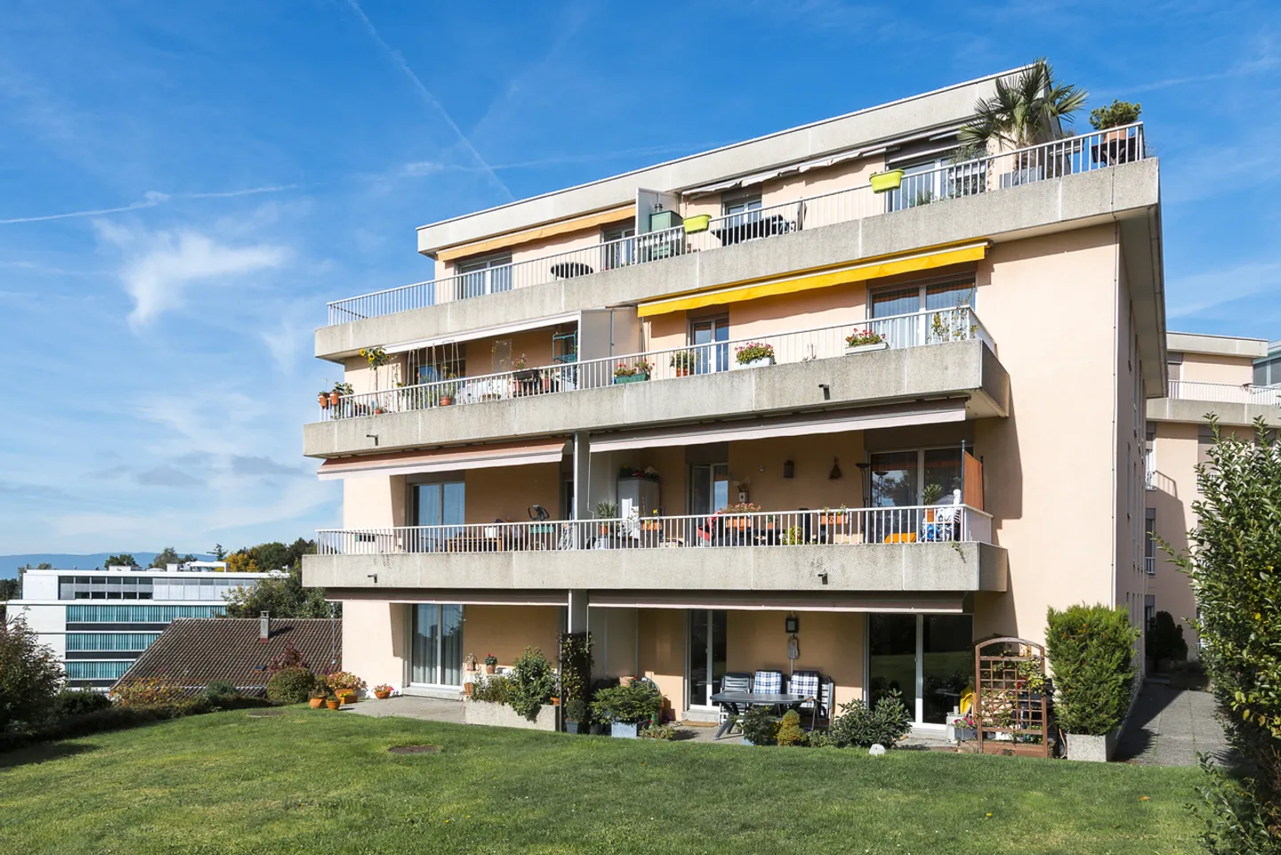 Quiet and Green Area - Photo 1 of 3