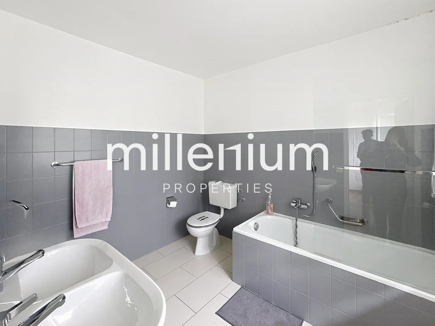 Maison jumelée spacieuse avec jardin, secteur de Cointrin - Photo 8 sur 10
