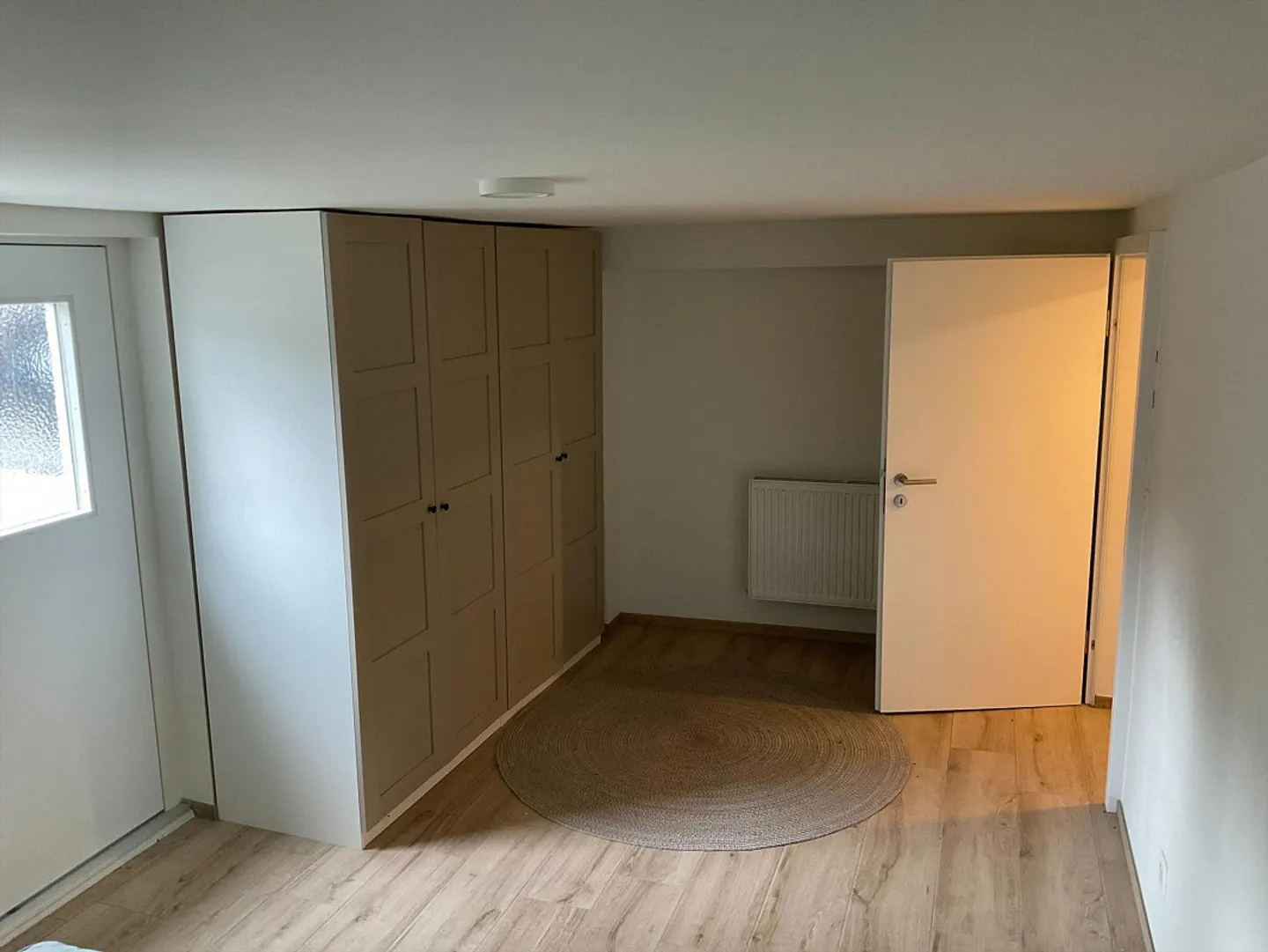 Bellissimo studio nel centro di Hergiswil - Foto 5 di 11