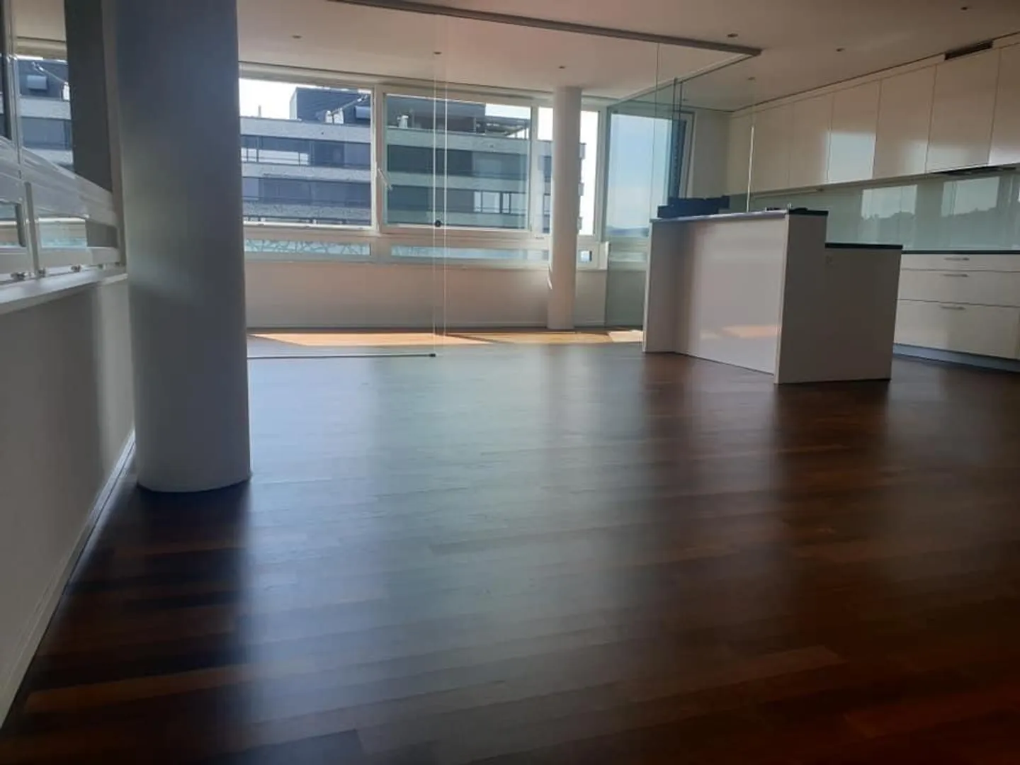 3.5 Room Apartment with View over the Entire Lake Constance 13th Floor - Photo 5 of 16