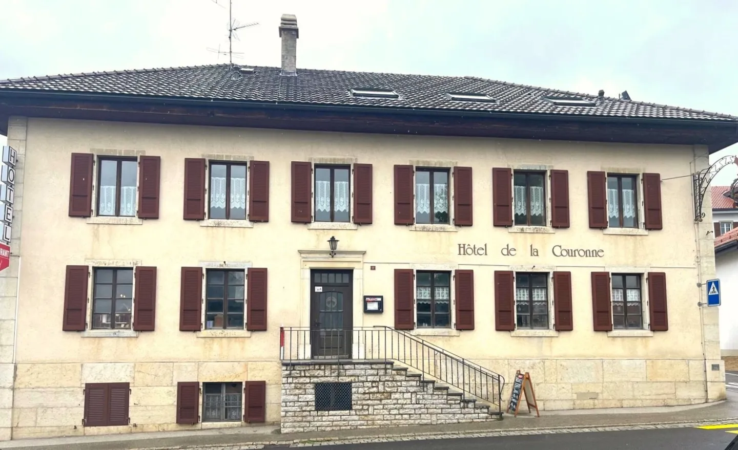 Restaurant / Hôtel "La Couronne" à Les Bois JU - Photo 2 sur 12