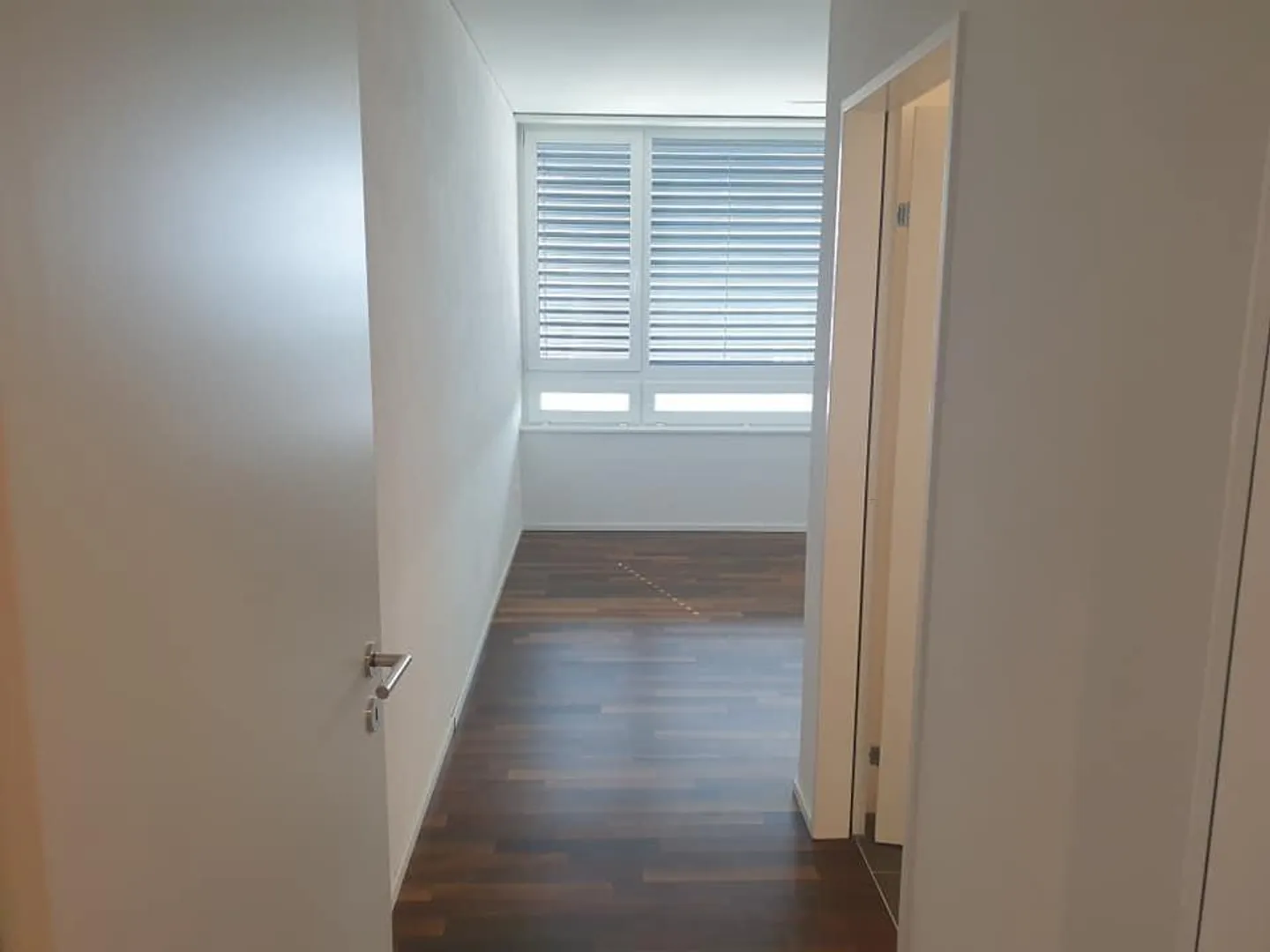 3.5 Room Apartment with View over the Entire Lake Constance 13th Floor - Photo 10 of 16