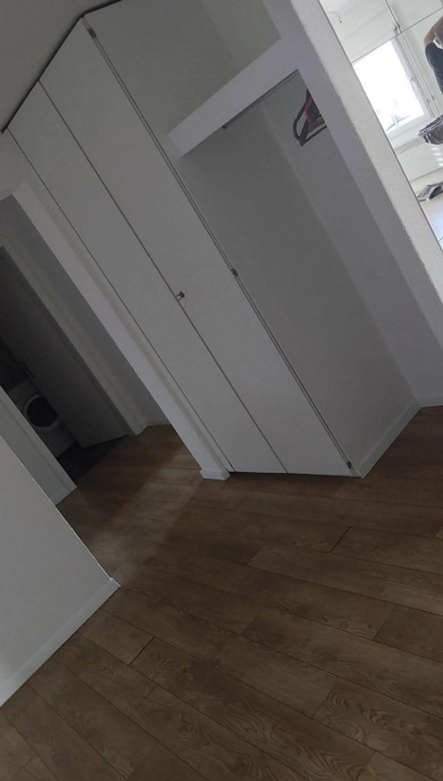 Central 3.5-room apartment for rent in 3150 Schwarzenburg! 🏡 - Photo 2 of 8
