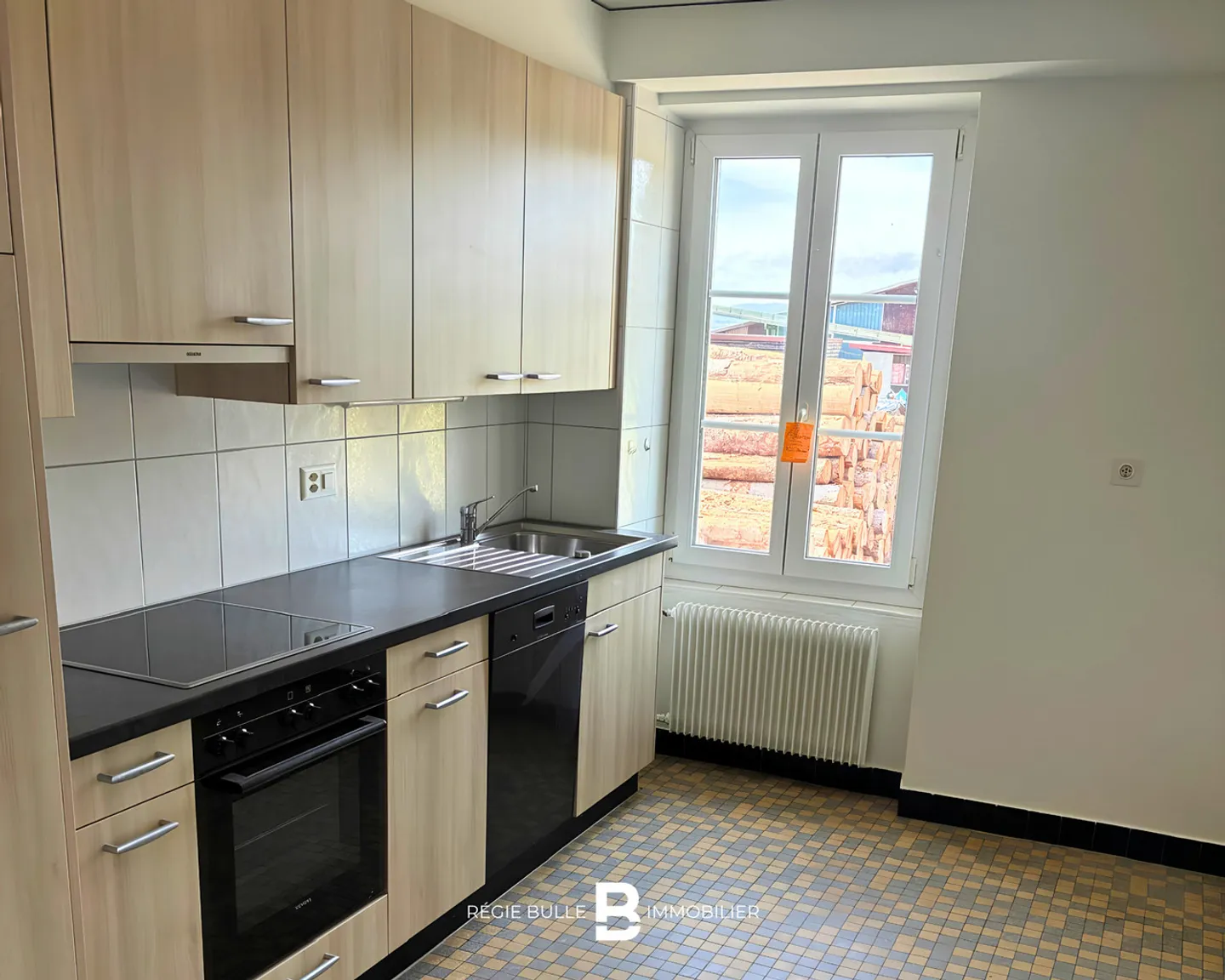 Ursy - Charming 3-room apartment for rent - Photo 2 of 5