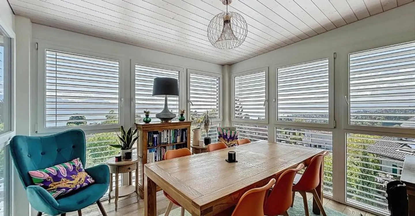 Lake View Apartment in Lutry - Photo 2 of 6