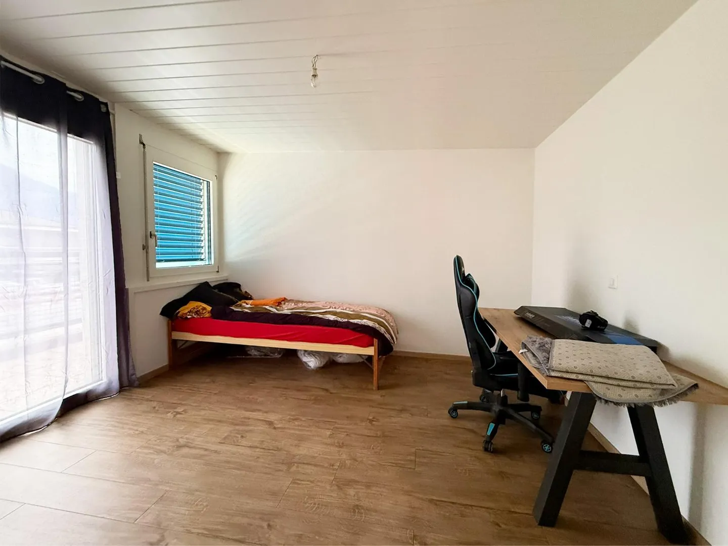3.5 Room Apartment - Photo 2 of 9