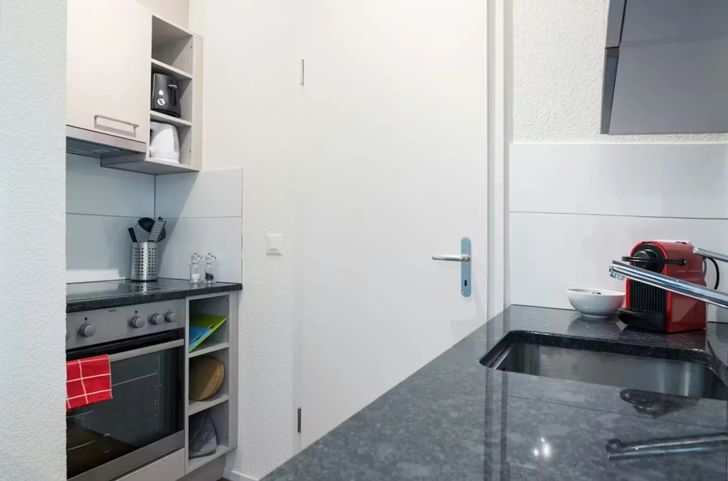 Charmante Wohnung in Zürich - Foto 2 von 10