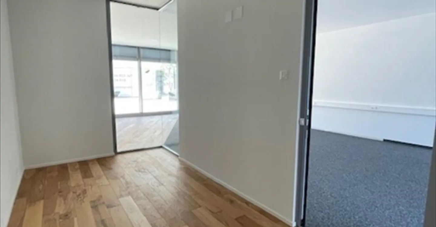 «Bureau 1 pièce» - Photo 7 sur 11