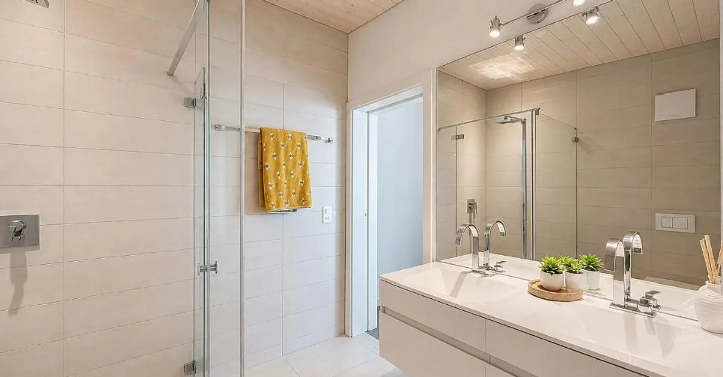 Lake View Apartment in Lutry - Photo 6 of 6