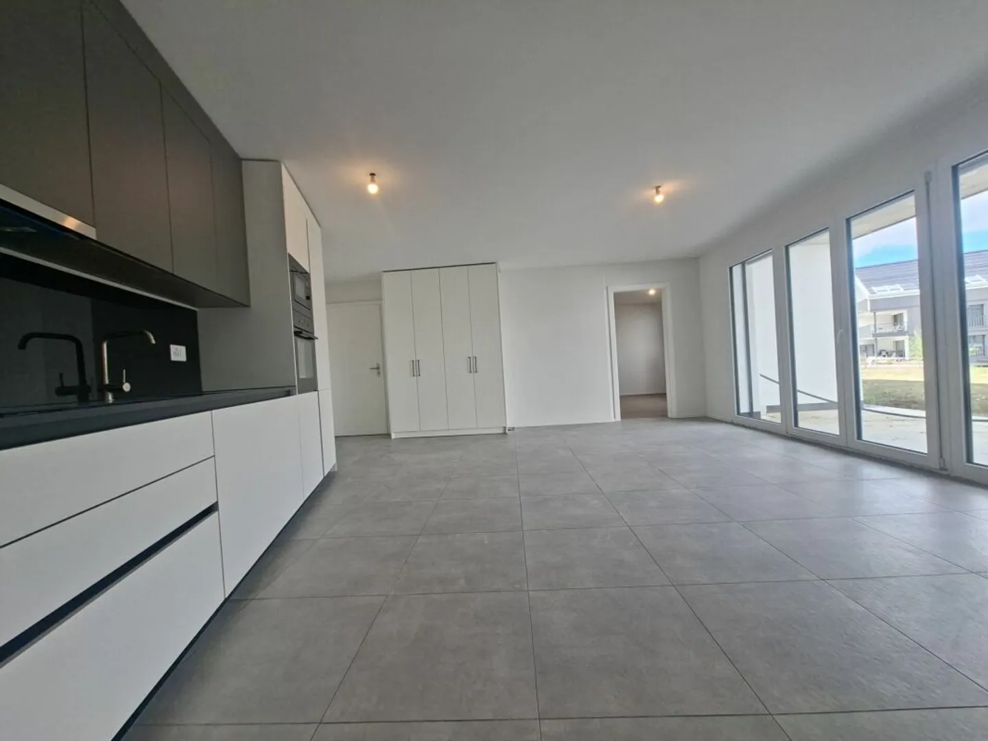 Appartamento moderno 2.5 locali - Foto 2 di 10