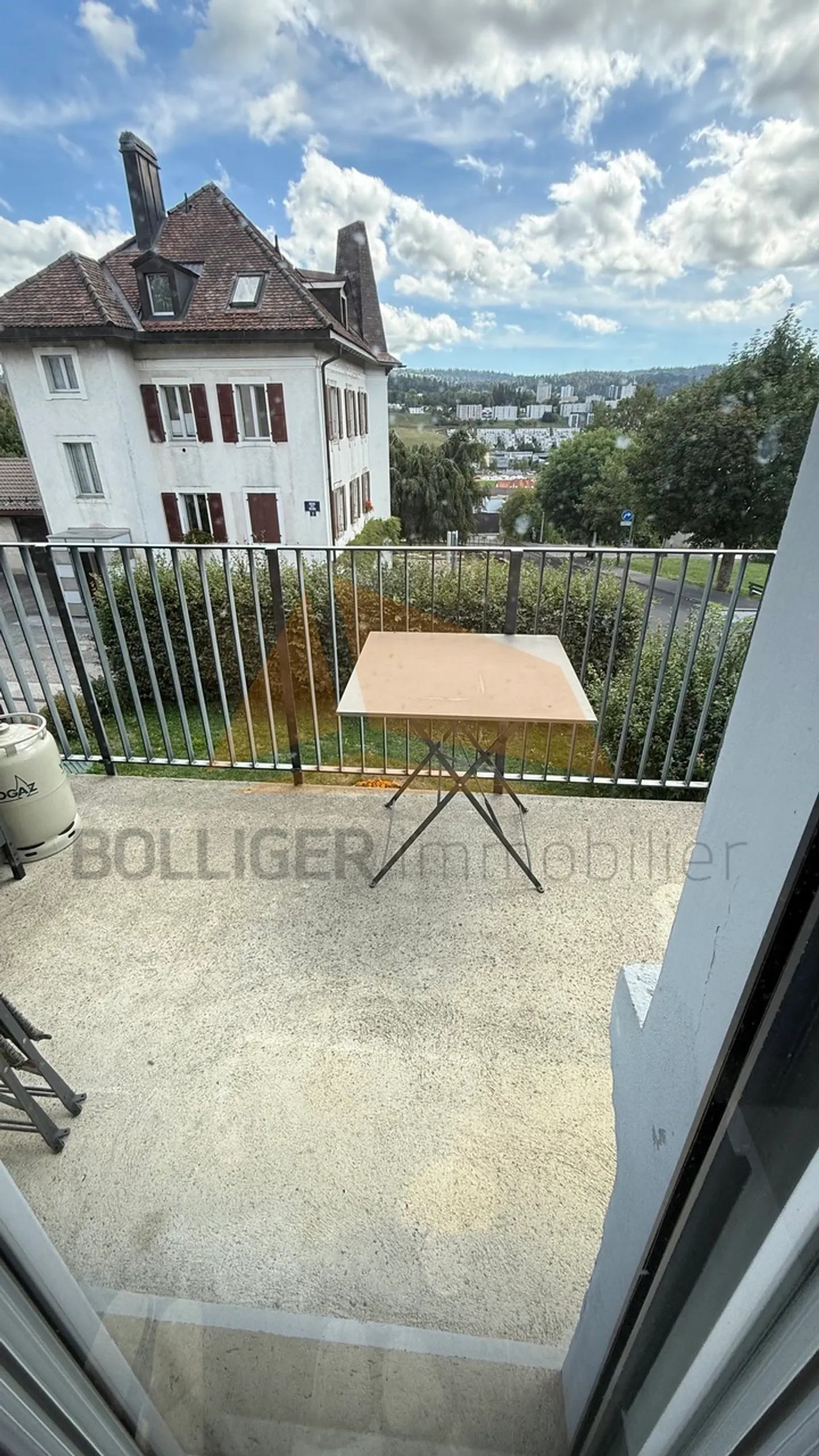 Maison Familiale avec Deux Appartements - Photo 4 sur 13