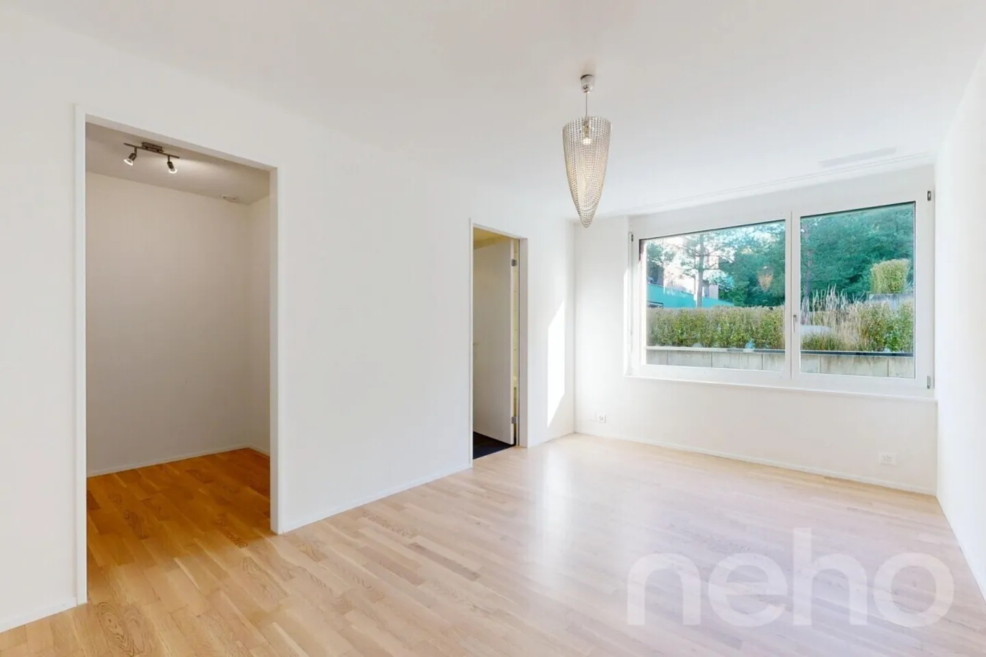 Appartamento giardino esclusivo di 3,5 locali con grande area esterna - Foto 7 di 12