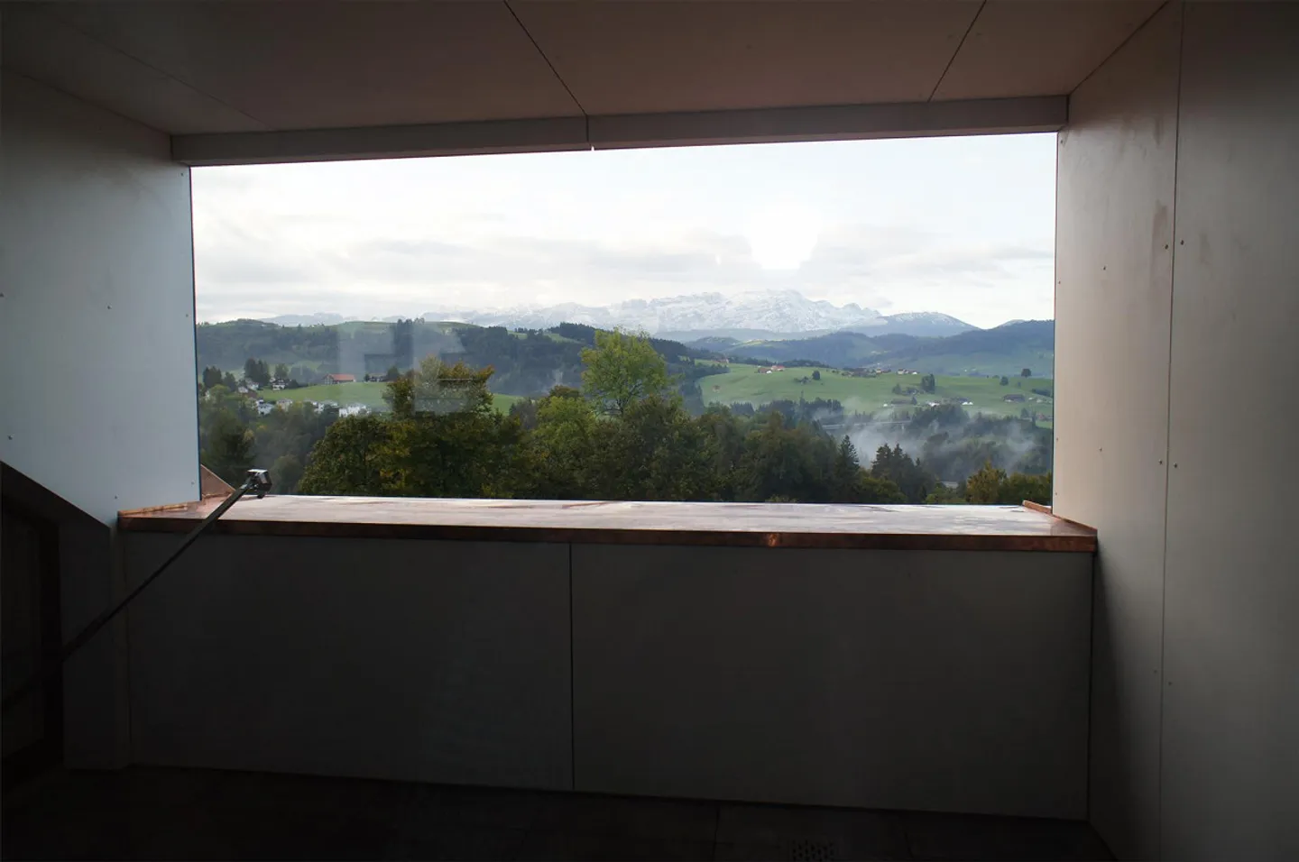Magnifique appartement en attique de 4,5 pièces avec vue sur le Säntis - Photo 2 sur 10