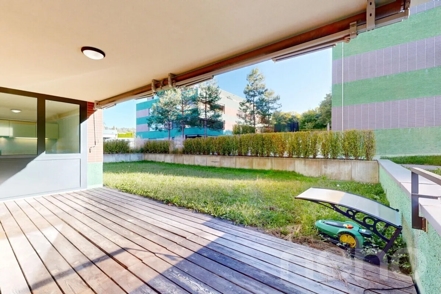 Appartamento giardino esclusivo di 3,5 locali con grande area esterna - Foto 11 di 12