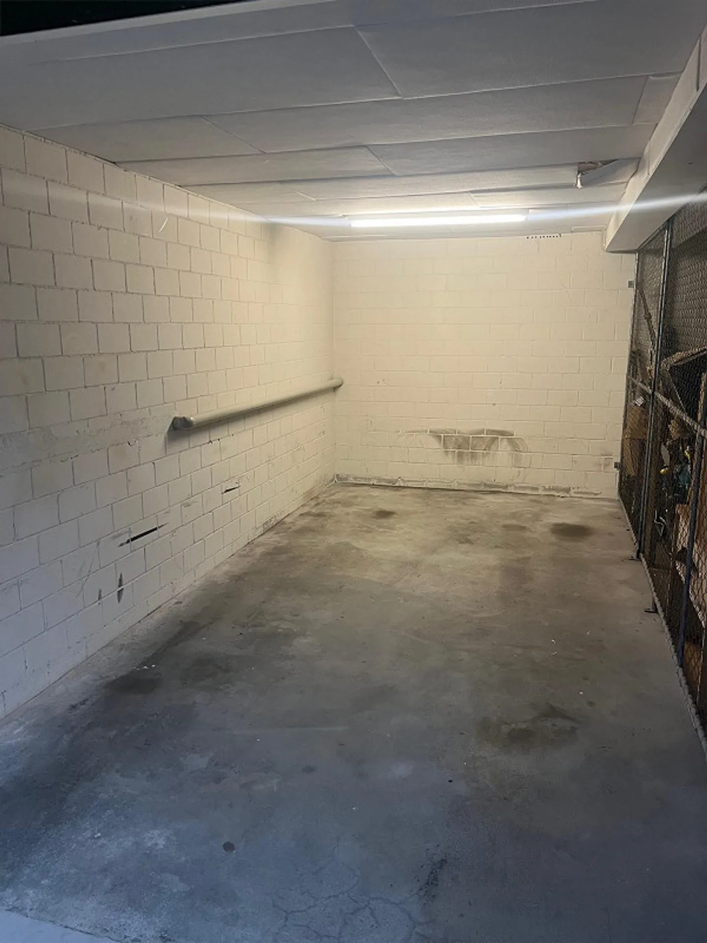 Garage singola con porta elettrica in affitto a Nebikon - Foto 2 di 2