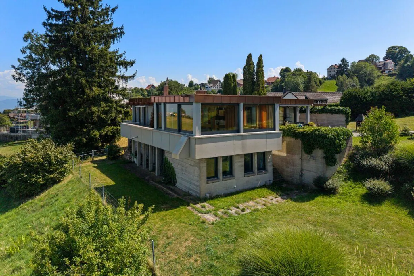 Schönes 6 1/2 Zimmer-Einfamilienhaus mit Gartenparadies und herrlic... - Photo 4 of 13