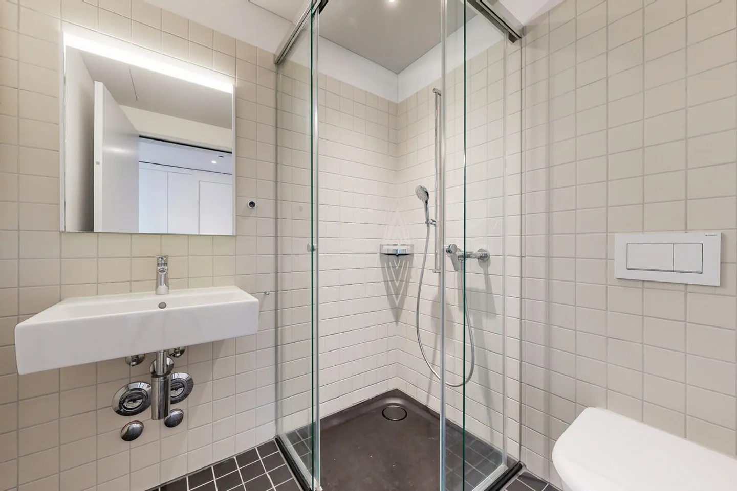 Appartement moderne avec fonctionnalités intelligentes - Photo 8 sur 9