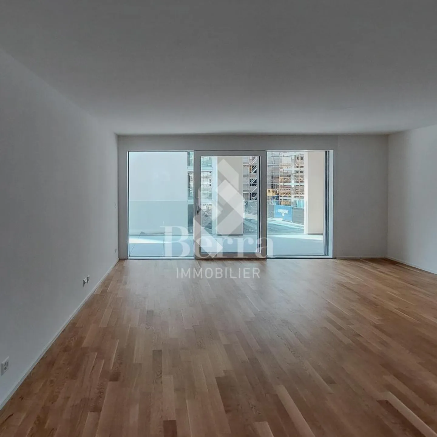 Grünanlage Phase I: 3,5 Zimmer mit über 120m2 - Foto 2 von 13