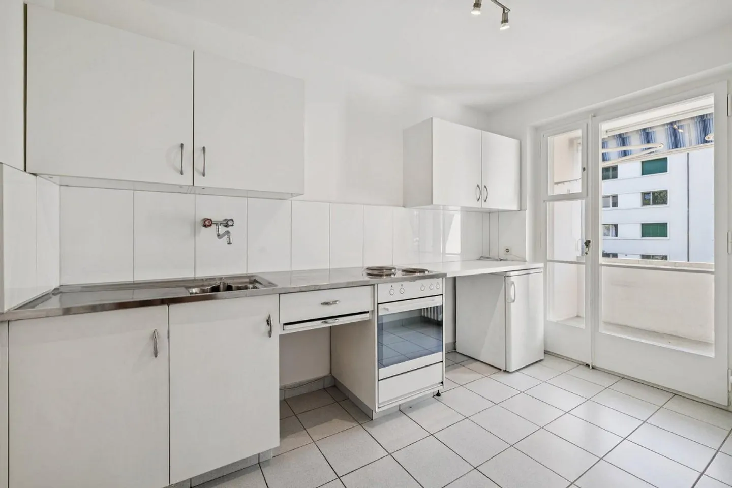 Appartement spacieux de 2 pièces à Bâle - Photo 1 sur 7