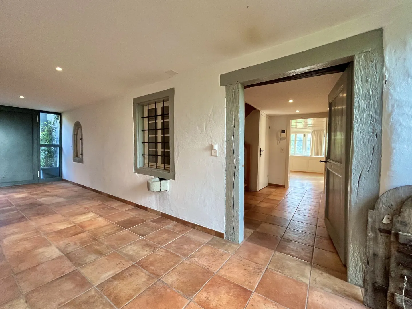 Two properties with rarity value and unobstructed lake view! - Photo 6 of 18