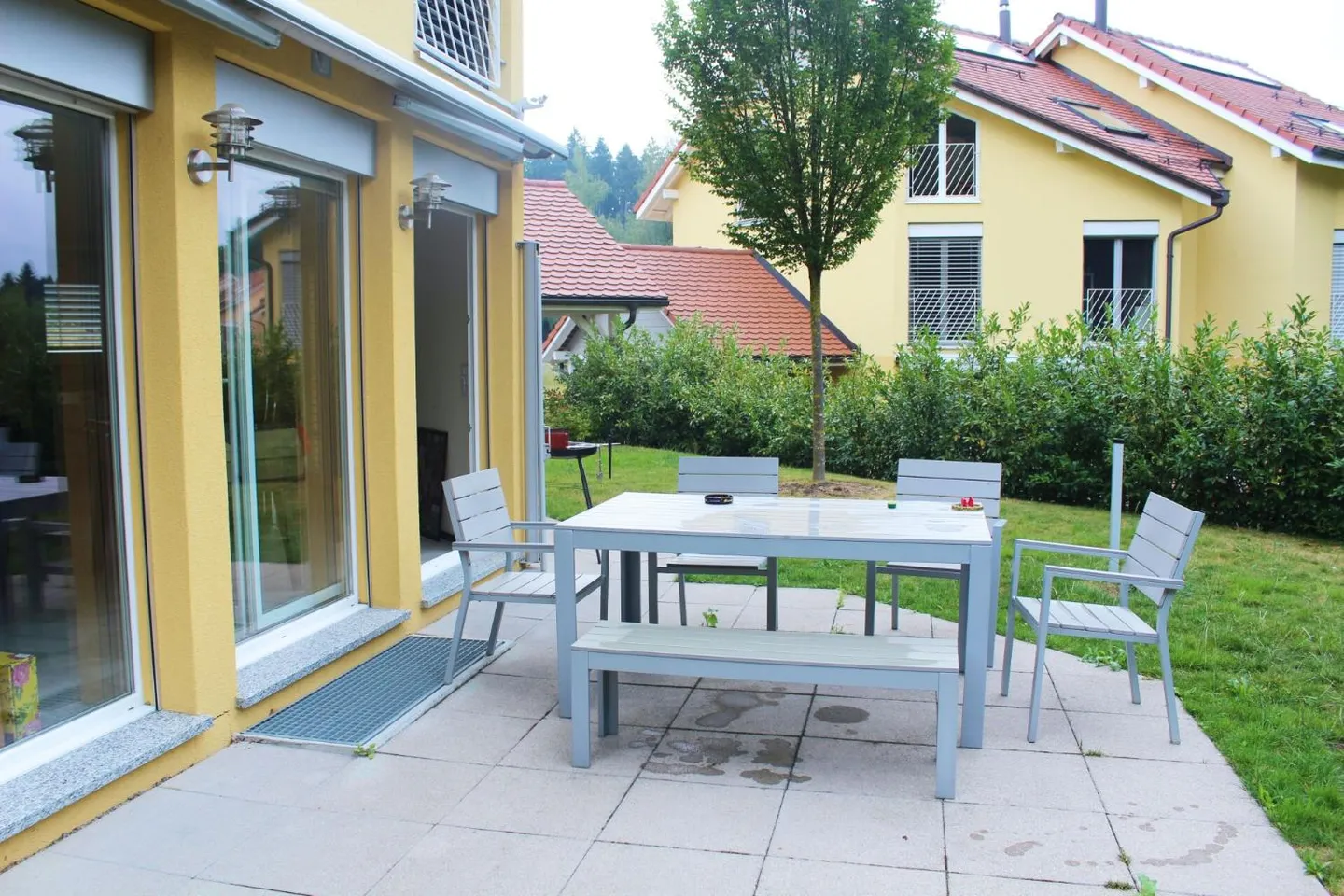 Furnished Room Opposite the EHL - Photo 1 of 5