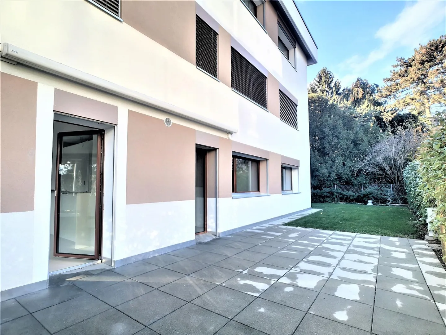 Magnifique appartement de 5,5 pièces au 1er étage. - Photo 1 sur 7